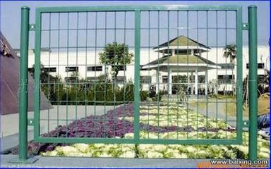 網(wǎng)片 多功能護(hù)欄網(wǎng)片的廣泛應(yīng)用與選購指南